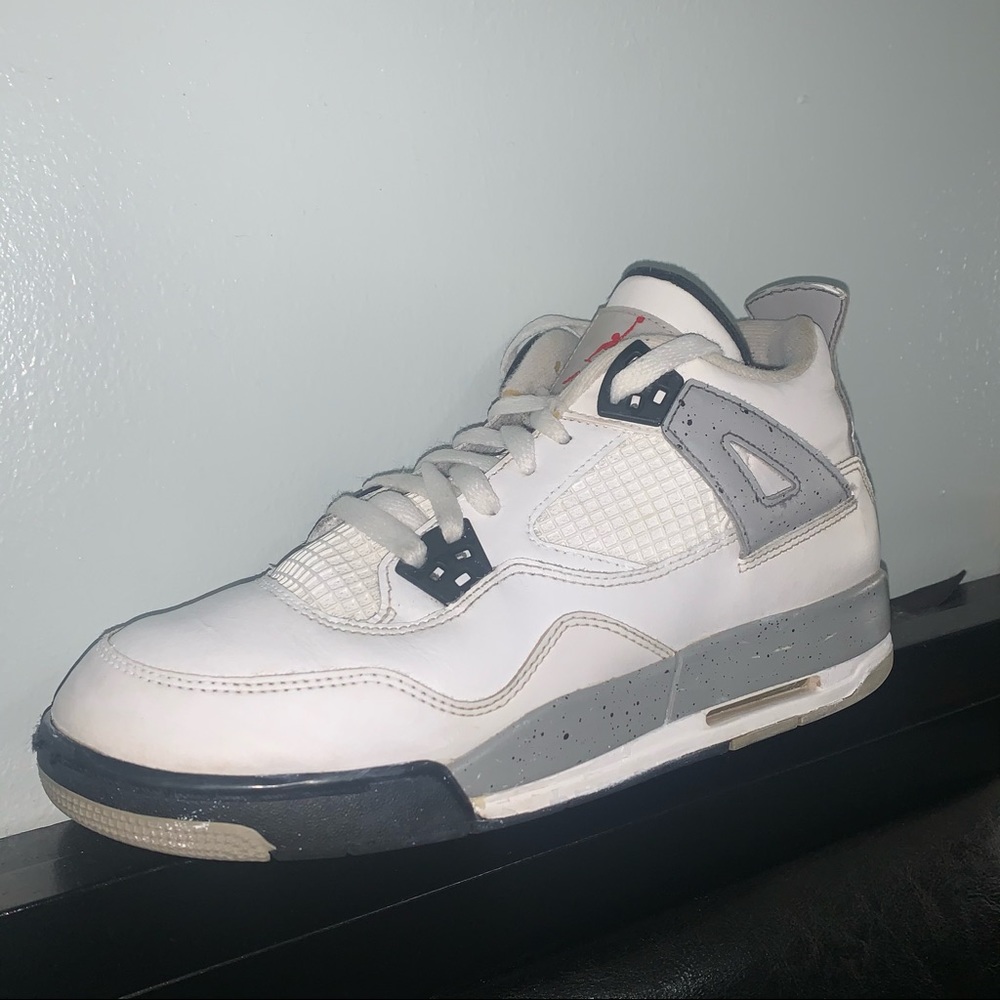 Jordan 4